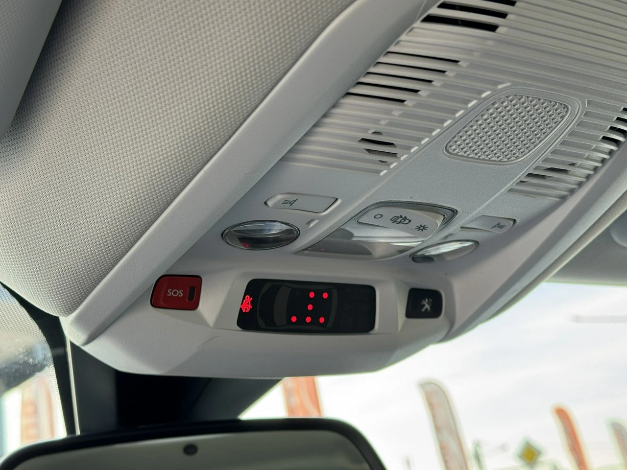 Peugeot 5008 - Zdjęcie 31