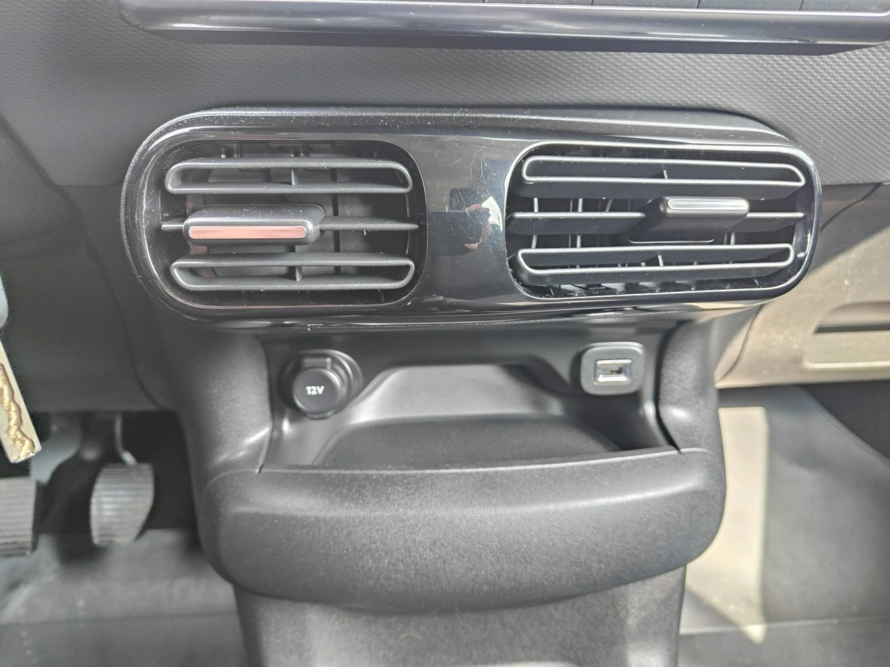 Citroën C4 Cactus - Zdjęcie 11