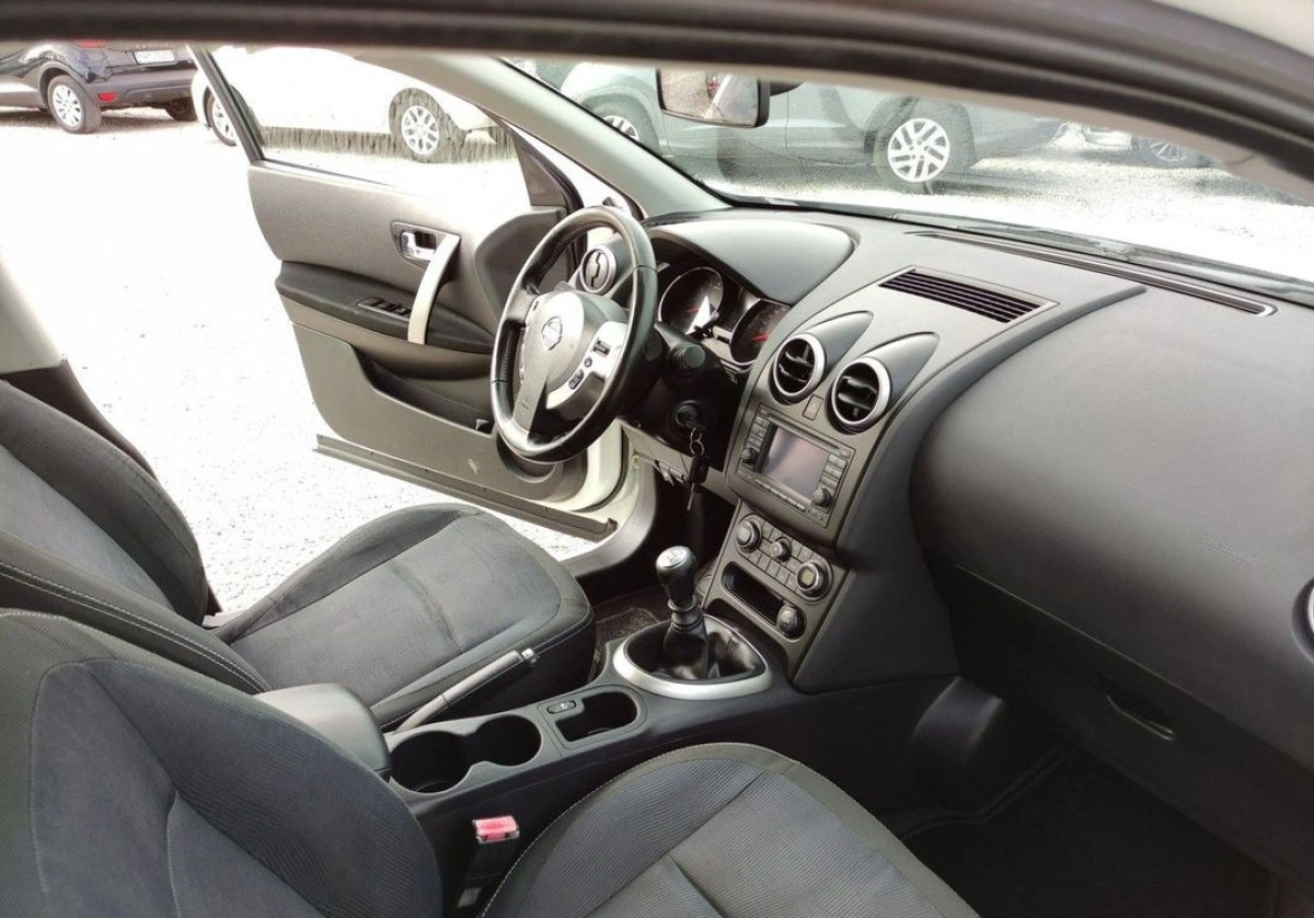 Nissan Qashqai - Zdjęcie 2