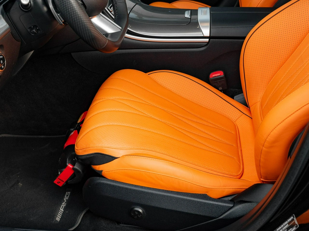 Mercedes C 300 - Zdjęcie 11