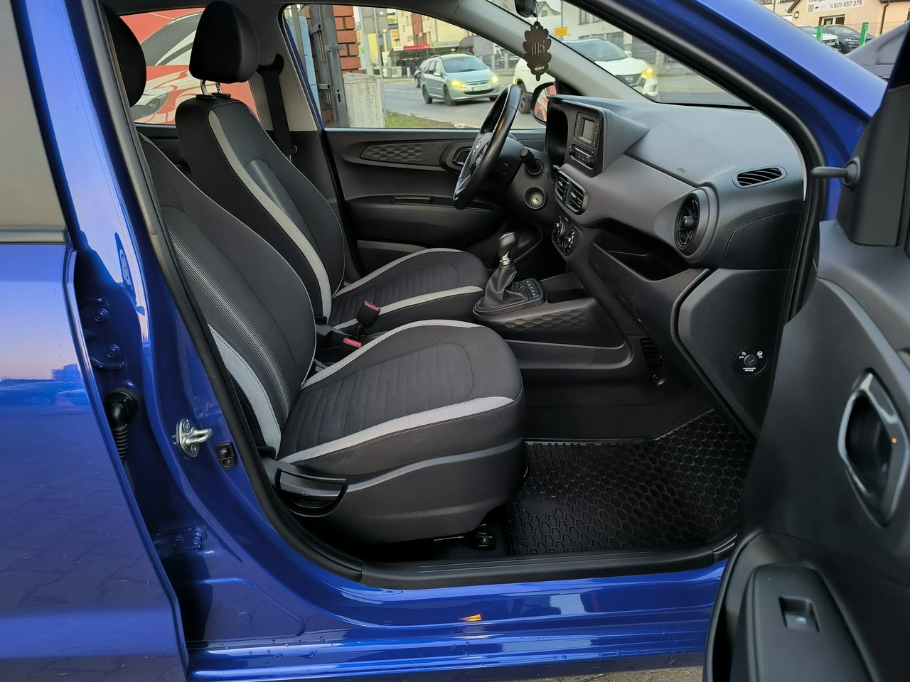 Hyundai i10 - Zdjęcie 21