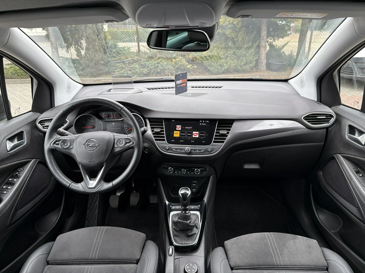 Opel Crossland X - Zdjęcie 10