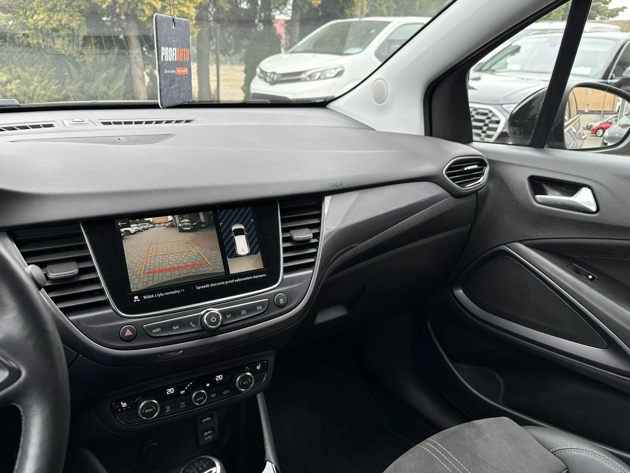 Opel Crossland X - Zdjęcie 11