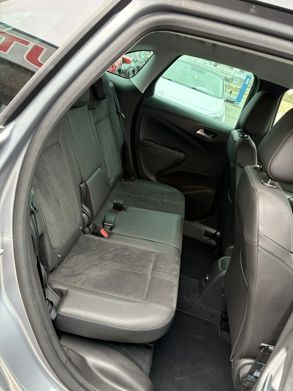Opel Crossland X - Zdjęcie 12