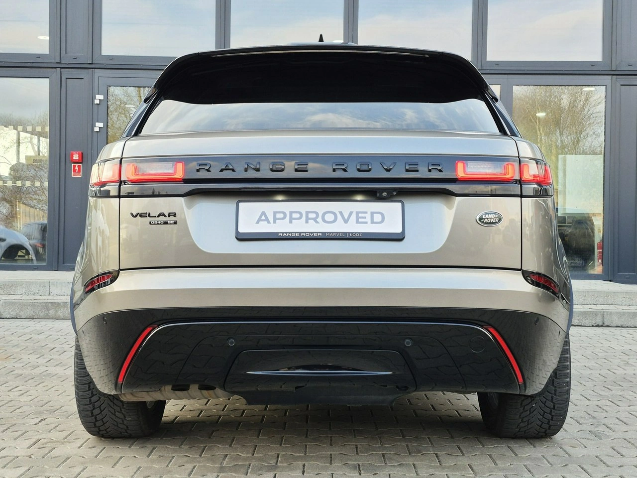 Land Rover Range Rover Velar - Zdjęcie 10