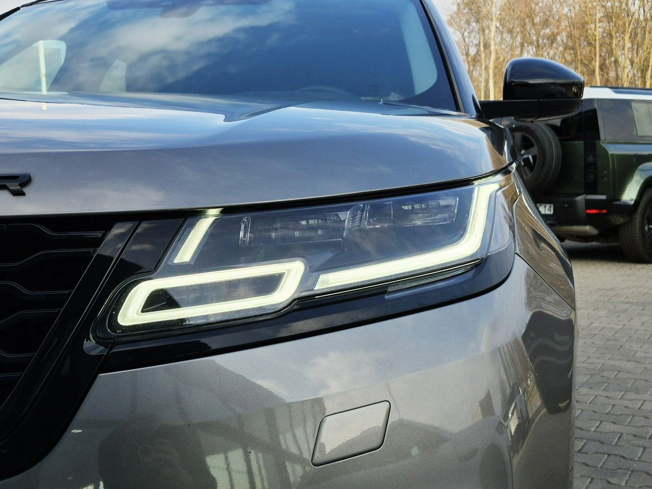 Land Rover Range Rover Velar - Zdjęcie 12