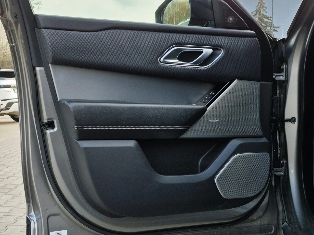 Land Rover Range Rover Velar - Zdjęcie 14