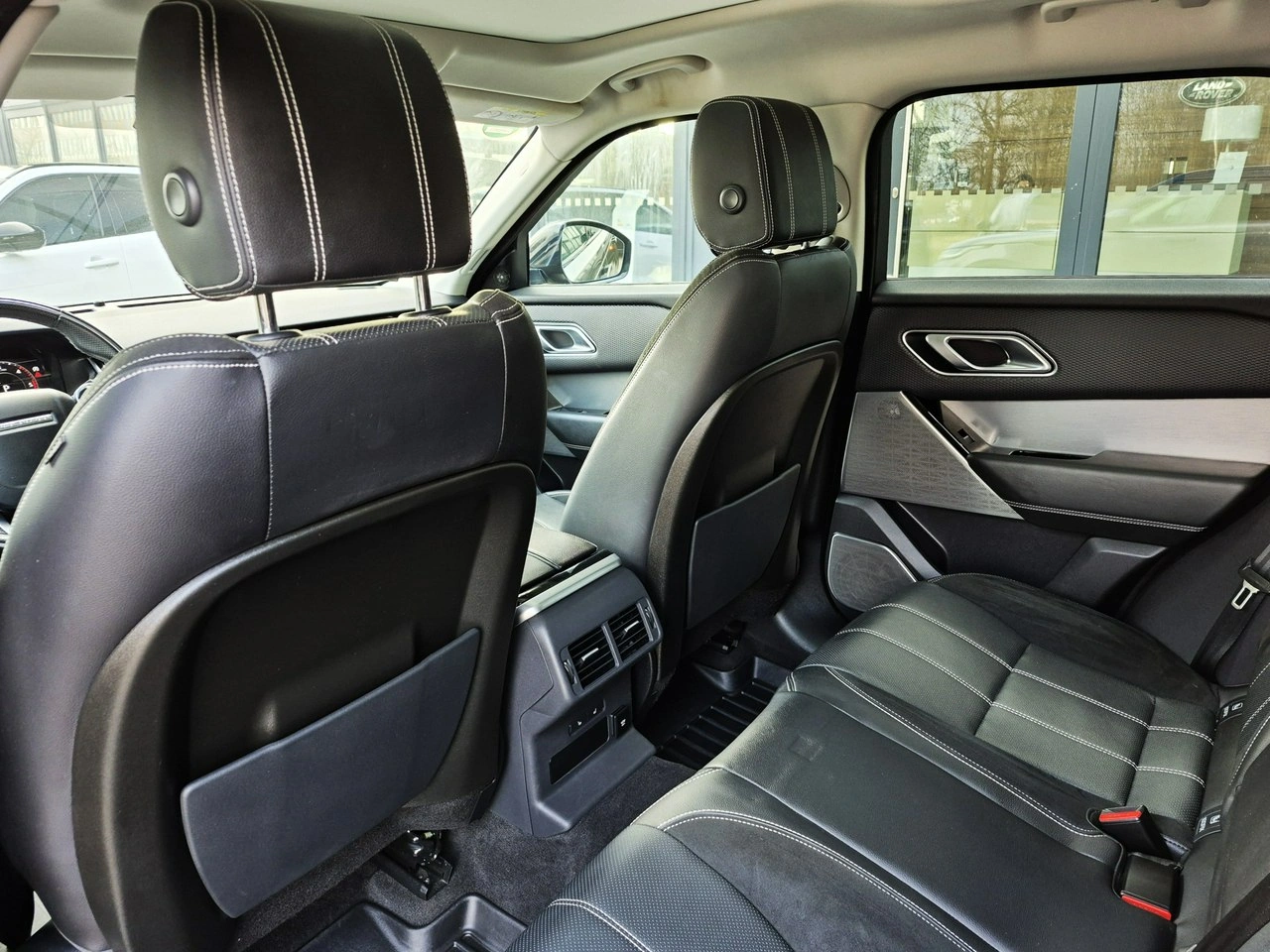 Land Rover Range Rover Velar - Zdjęcie 21