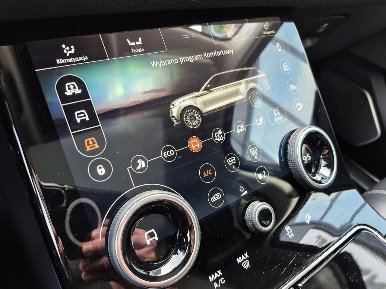 Land Rover Range Rover Velar - Zdjęcie 33