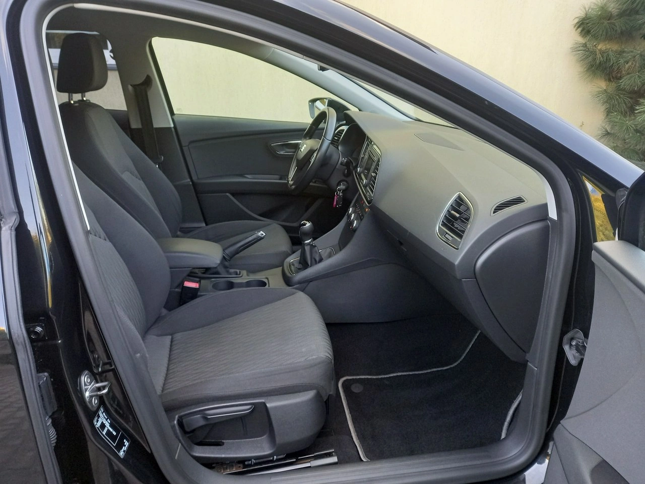 Seat Leon - Zdjęcie 20