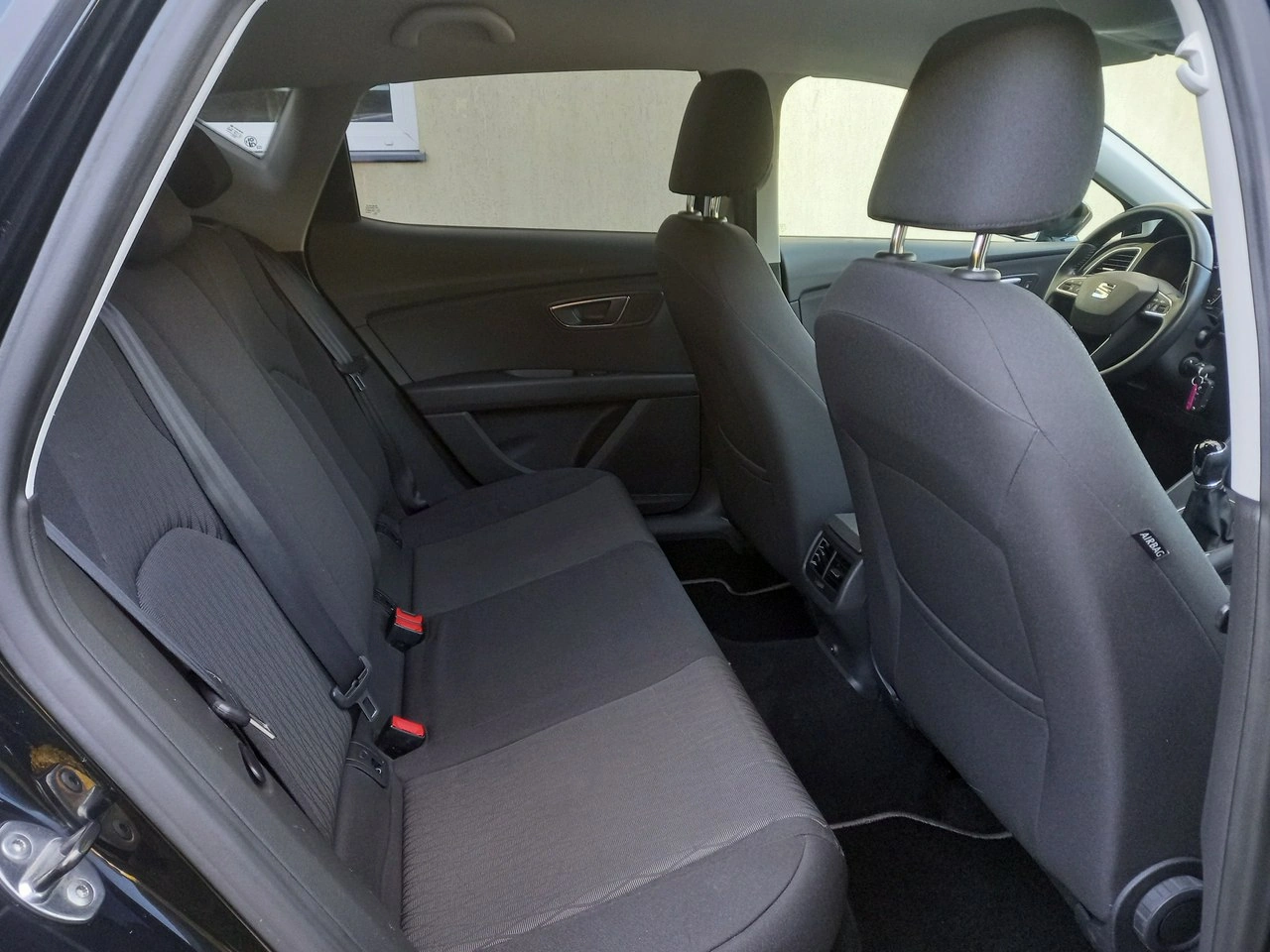 Seat Leon - Zdjęcie 22