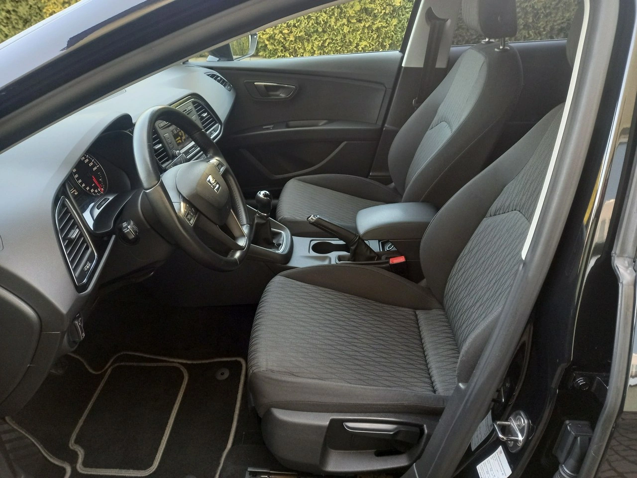 Seat Leon - Zdjęcie 29