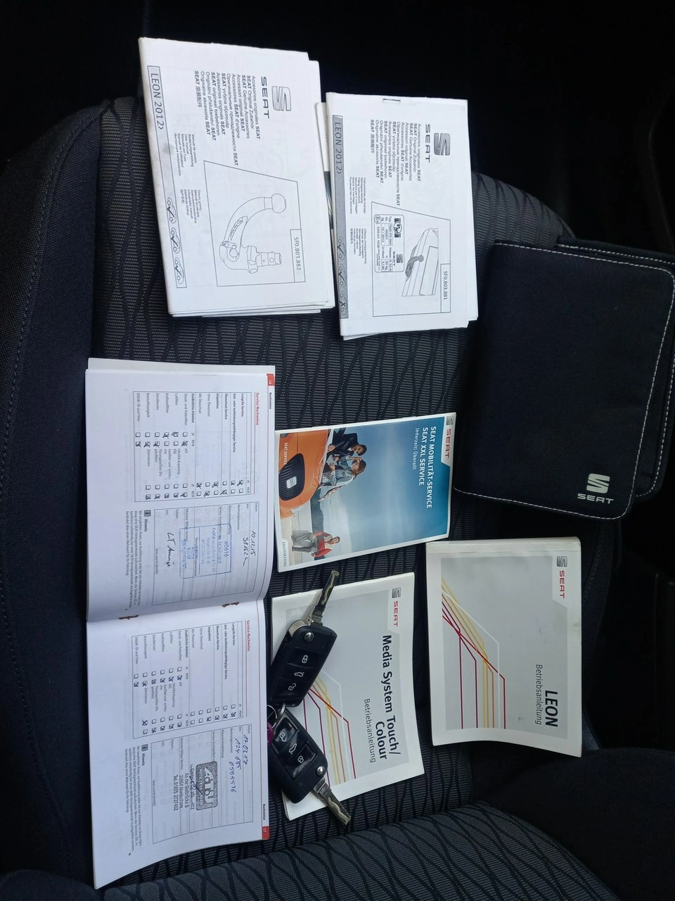 Seat Leon - Zdjęcie 38