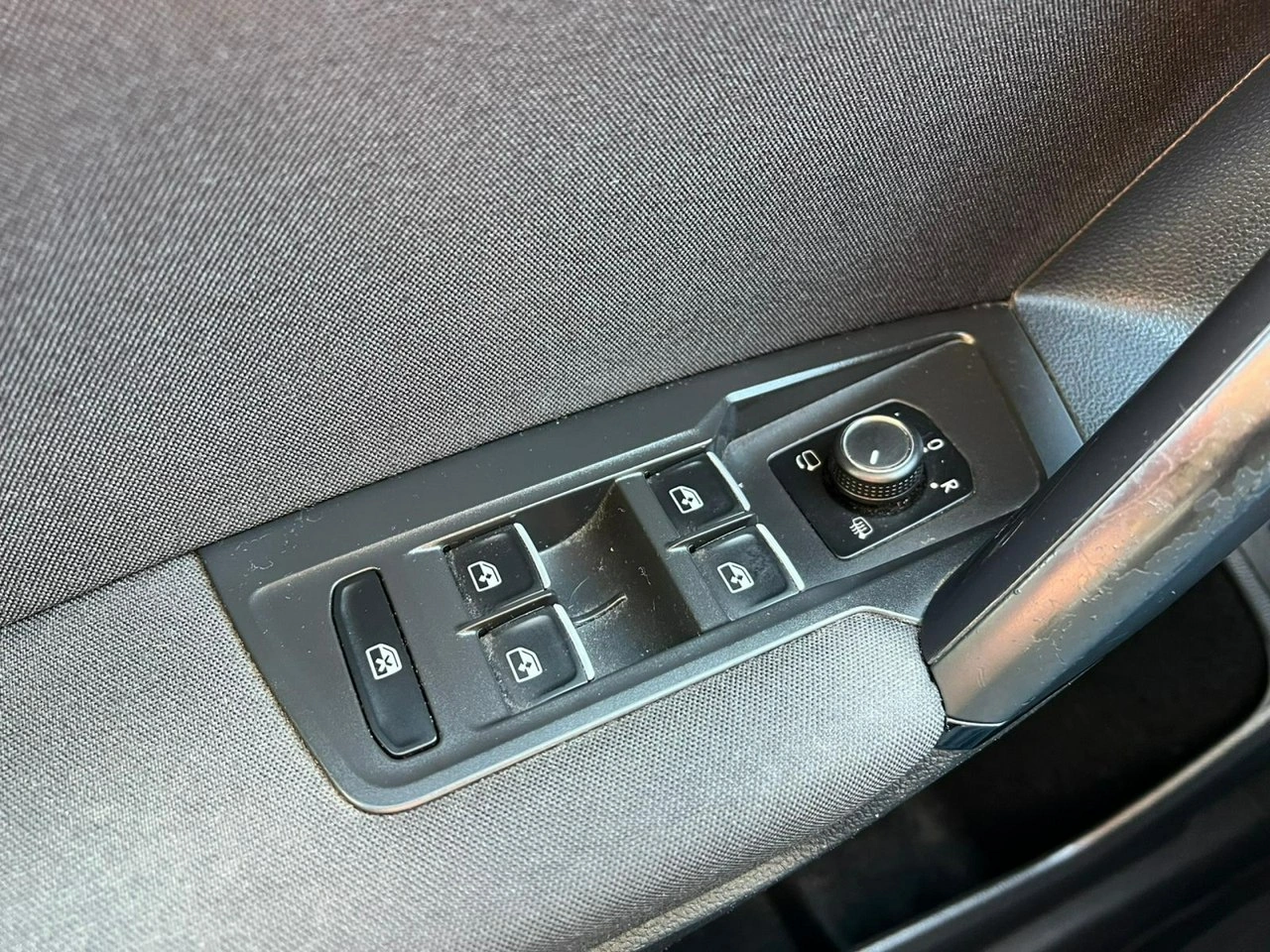 Volkswagen Tiguan Allspace - Zdjęcie 13