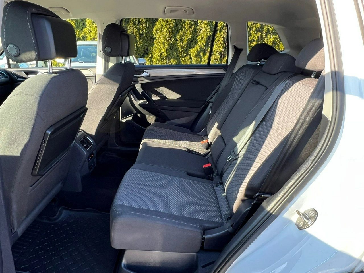 Volkswagen Tiguan Allspace - Zdjęcie 18