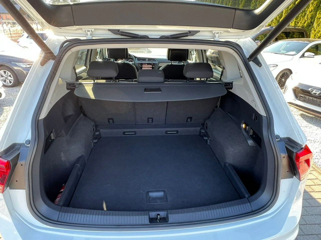 Volkswagen Tiguan Allspace - Zdjęcie 22
