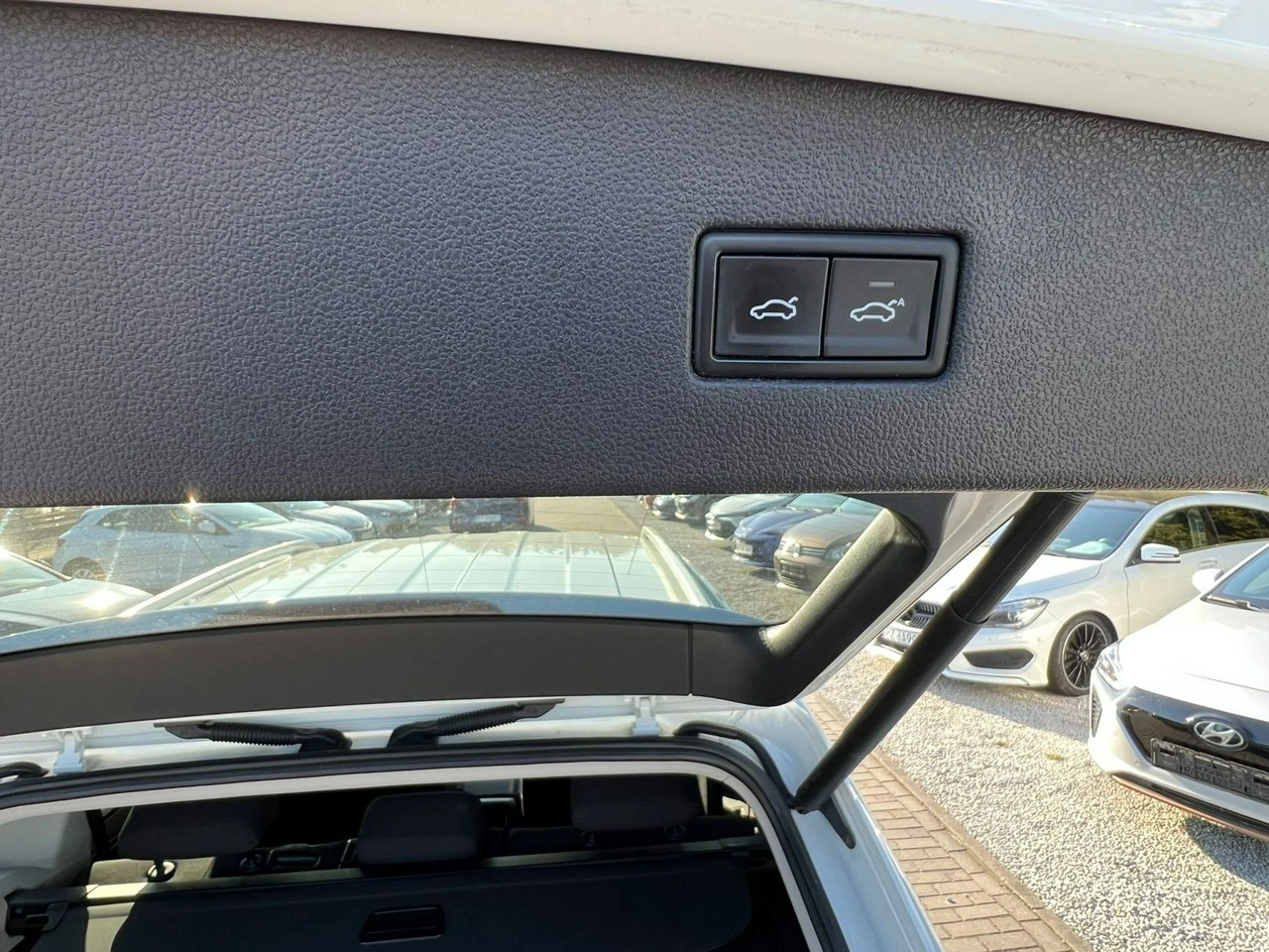 Volkswagen Tiguan Allspace - Zdjęcie 23