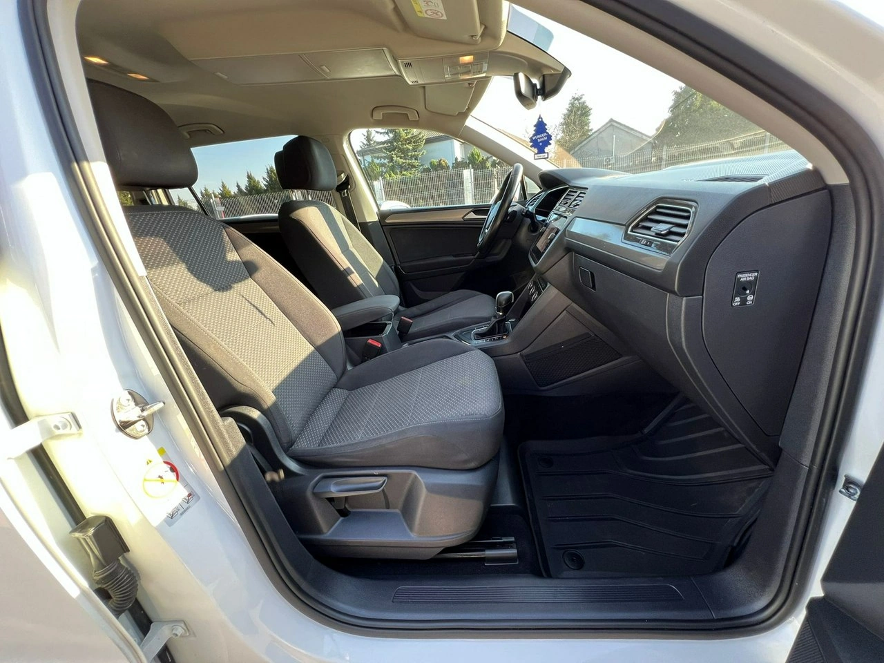 Volkswagen Tiguan Allspace - Zdjęcie 24