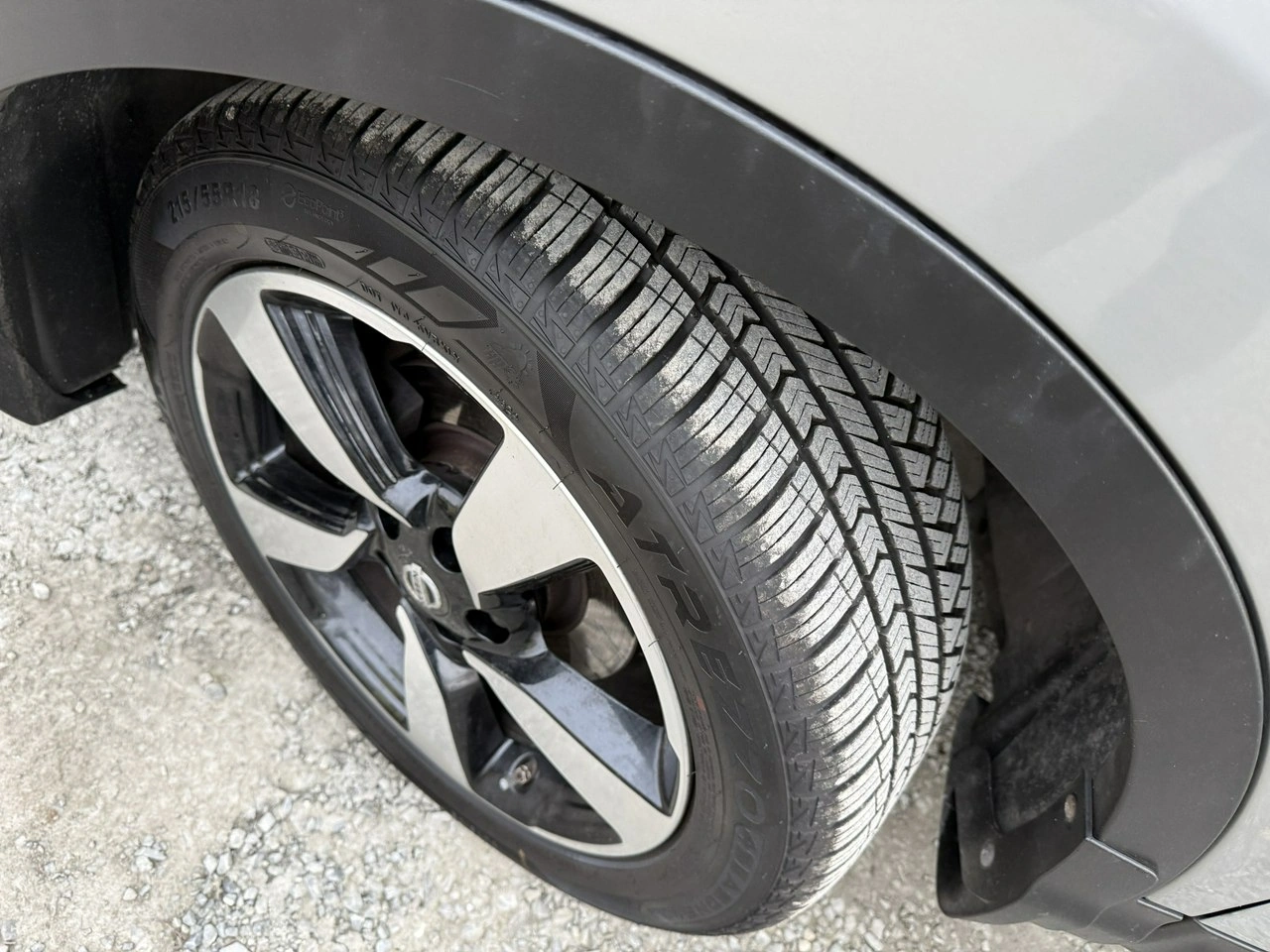 Nissan Qashqai - Zdjęcie 9