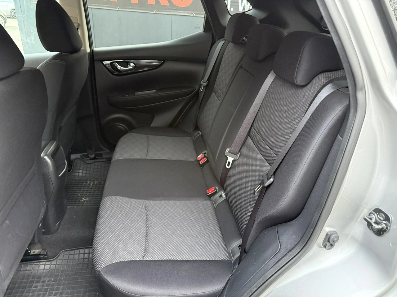 Nissan Qashqai - Zdjęcie 10