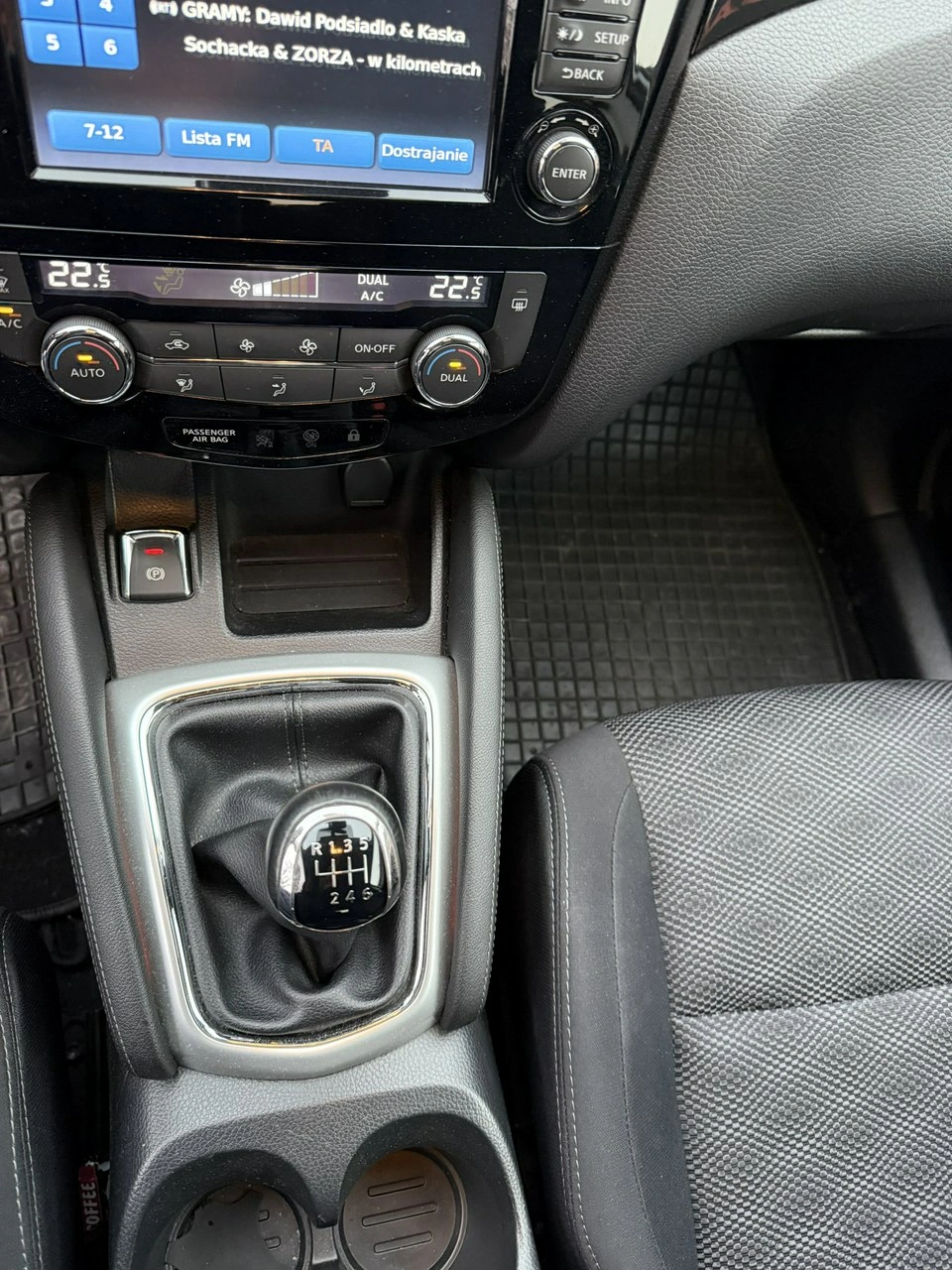 Nissan Qashqai - Zdjęcie 21