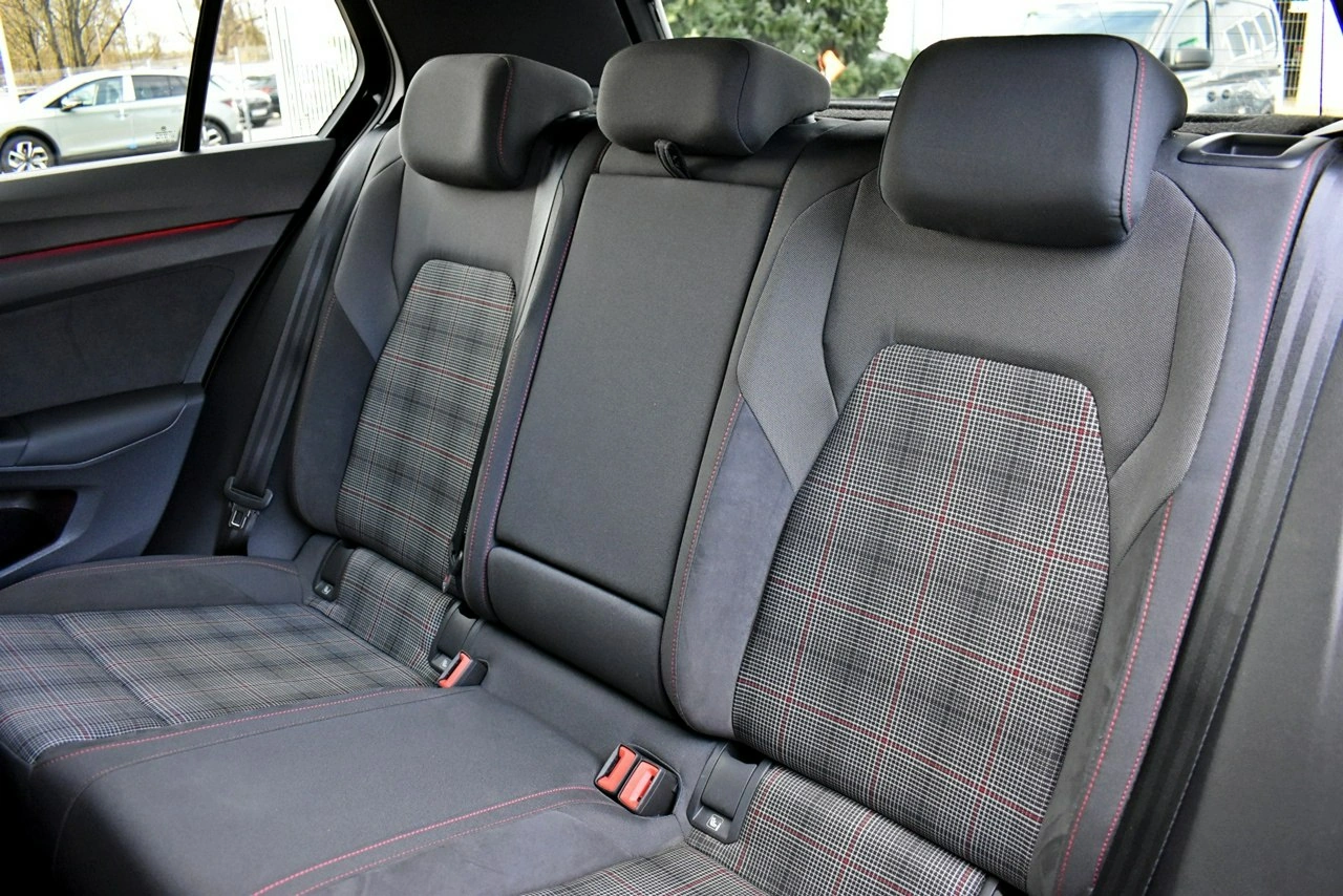 Volkswagen Golf - Zdjęcie 11