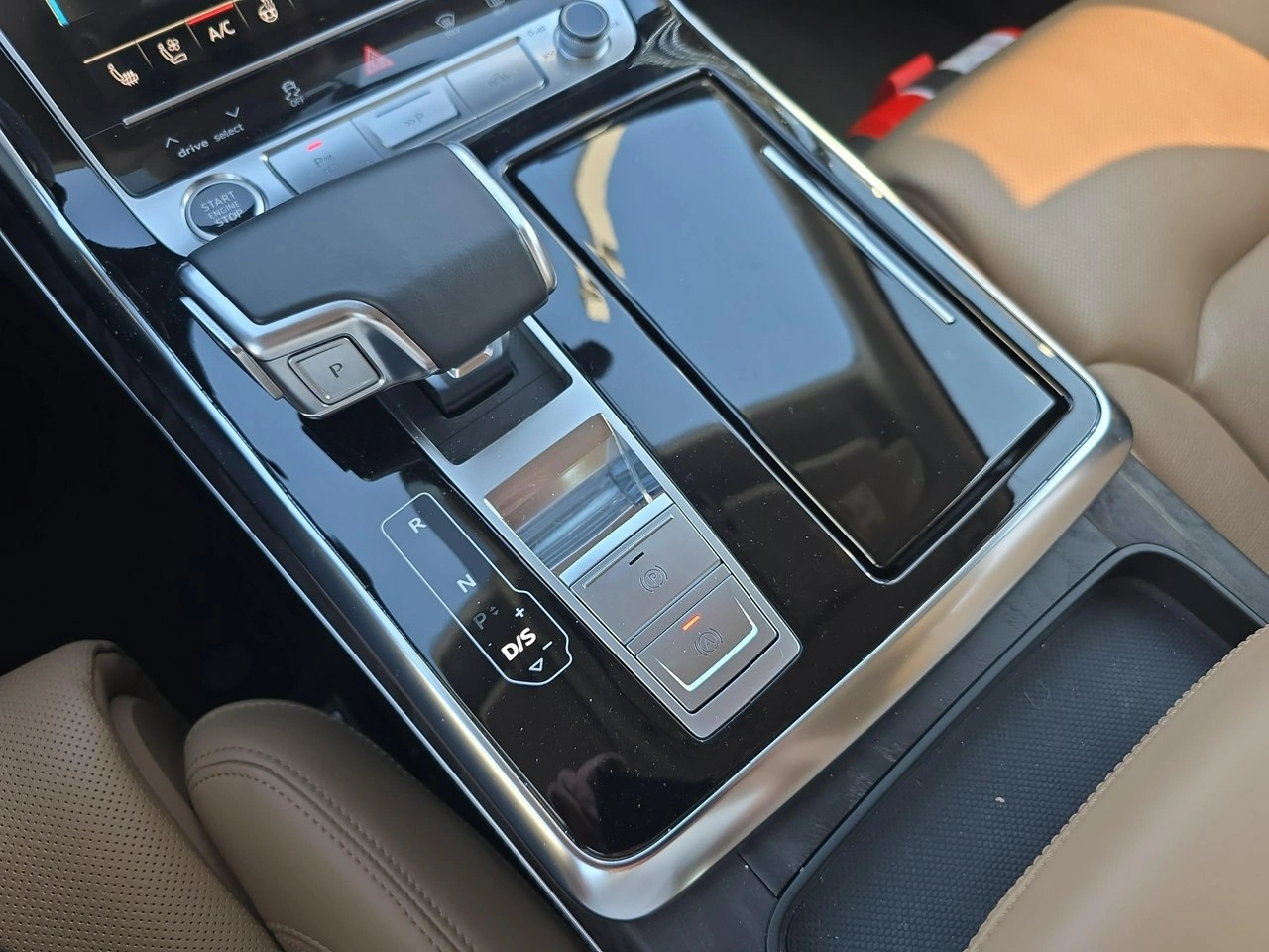 Audi Q7 - Zdjęcie 13