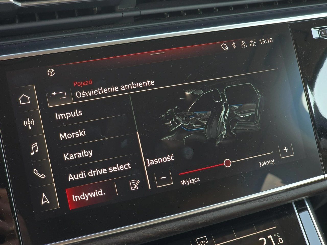 Audi Q7 - Zdjęcie 30