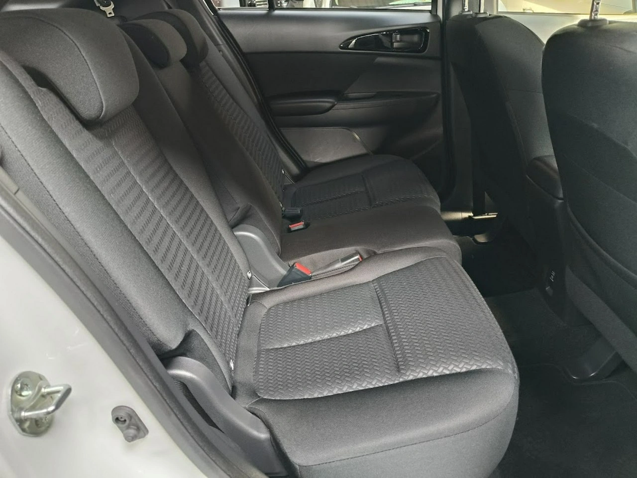 Mitsubishi Eclipse Cross - Zdjęcie 13