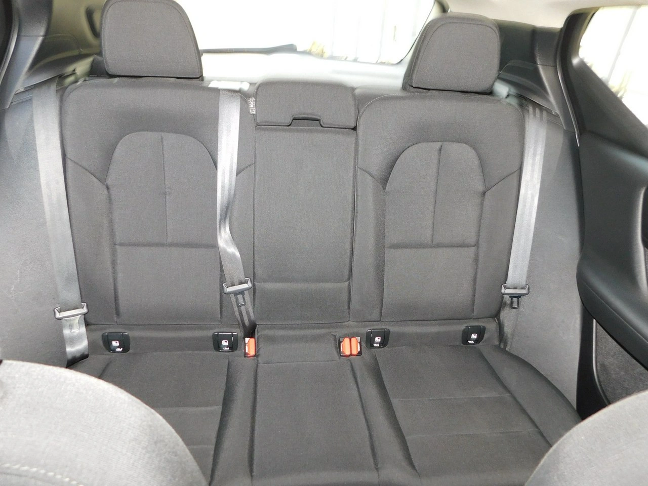 Volvo XC 40 - Zdjęcie 10