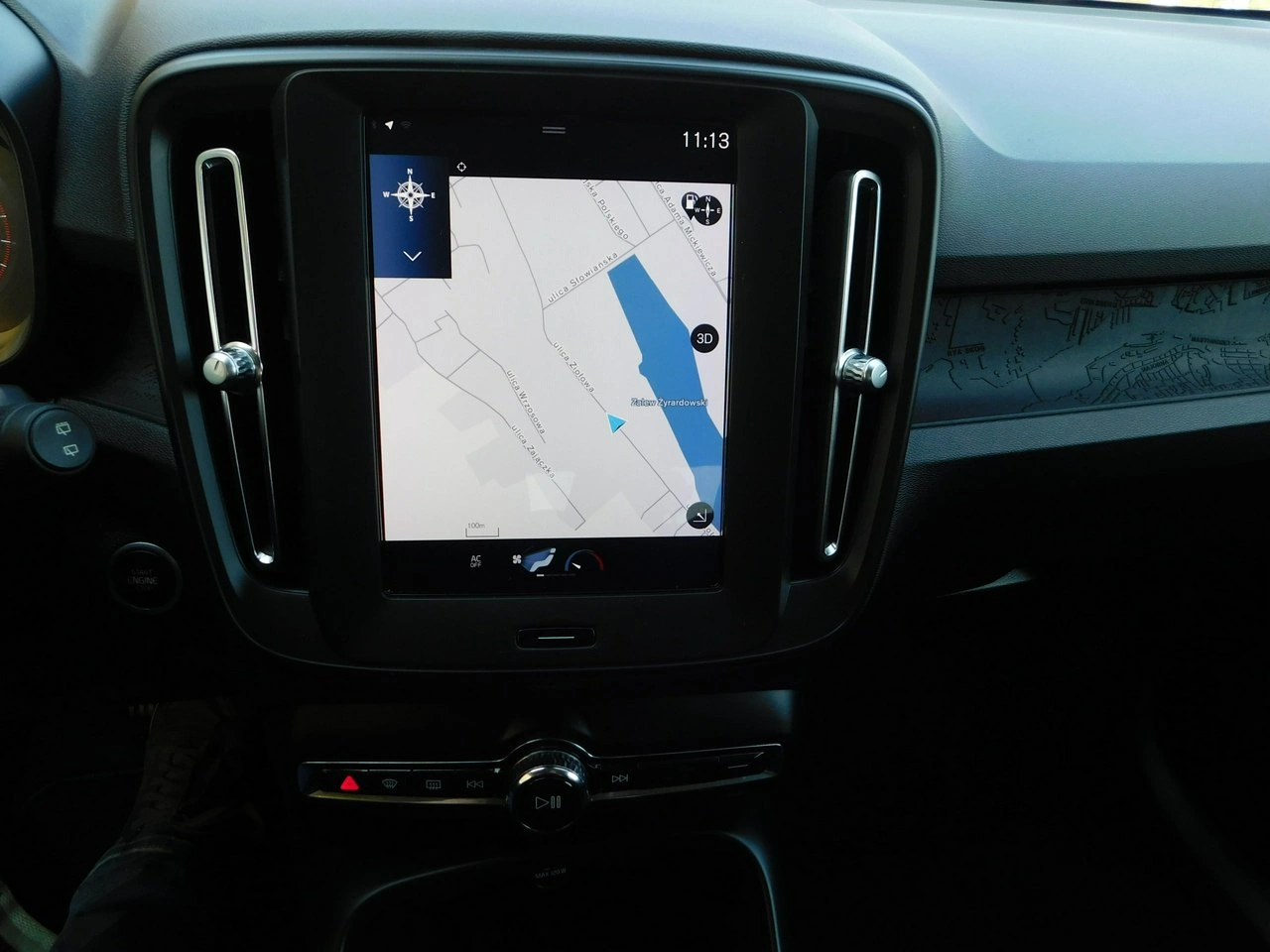 Volvo XC 40 - Zdjęcie 15