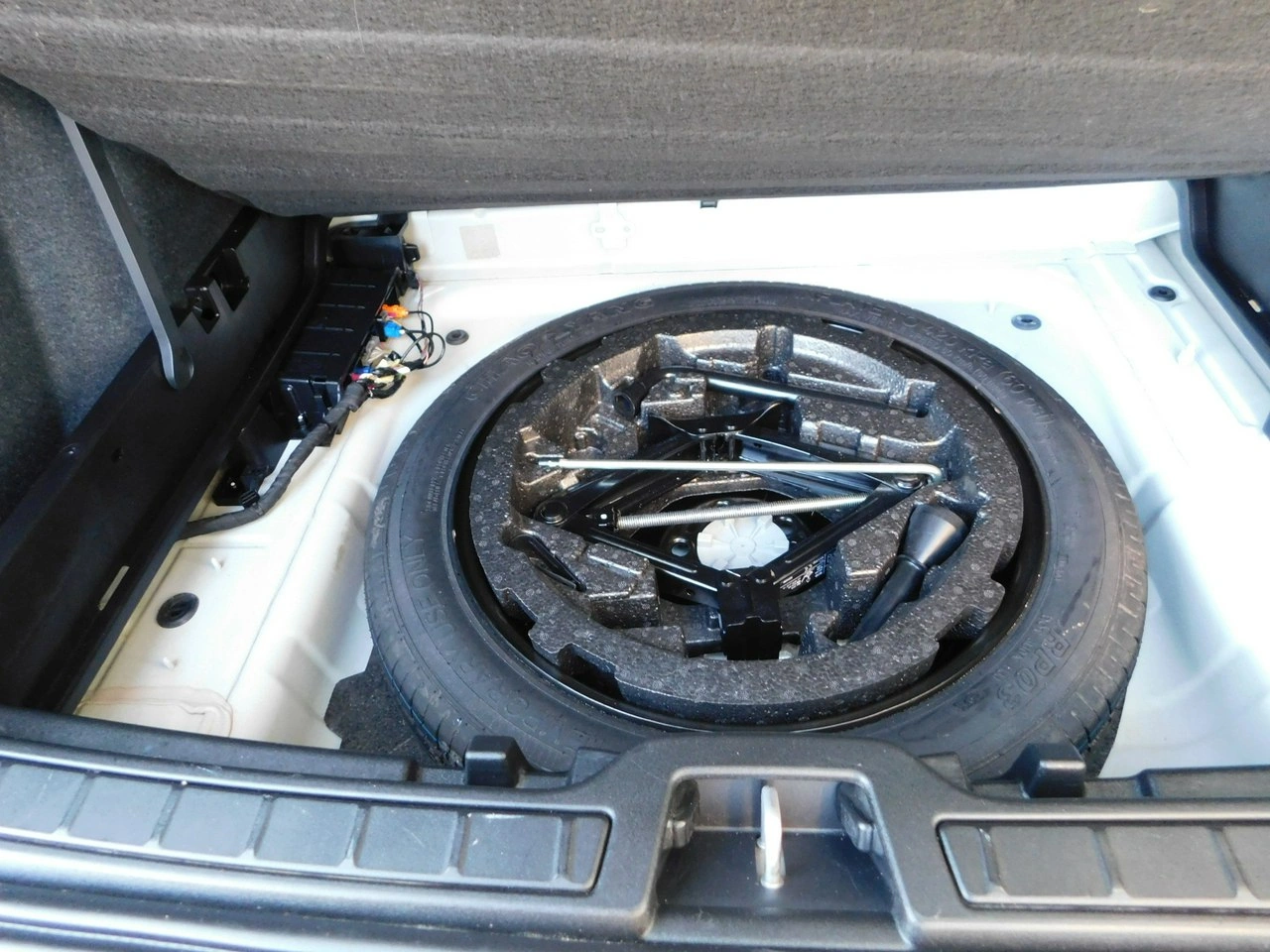 Volvo XC 40 - Zdjęcie 17