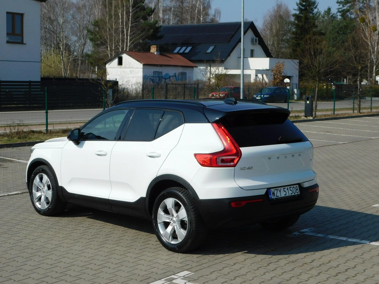 Volvo XC 40 - Zdjęcie 23