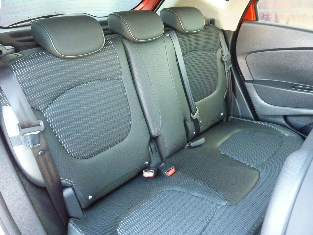 Renault Captur - Zdjęcie 16