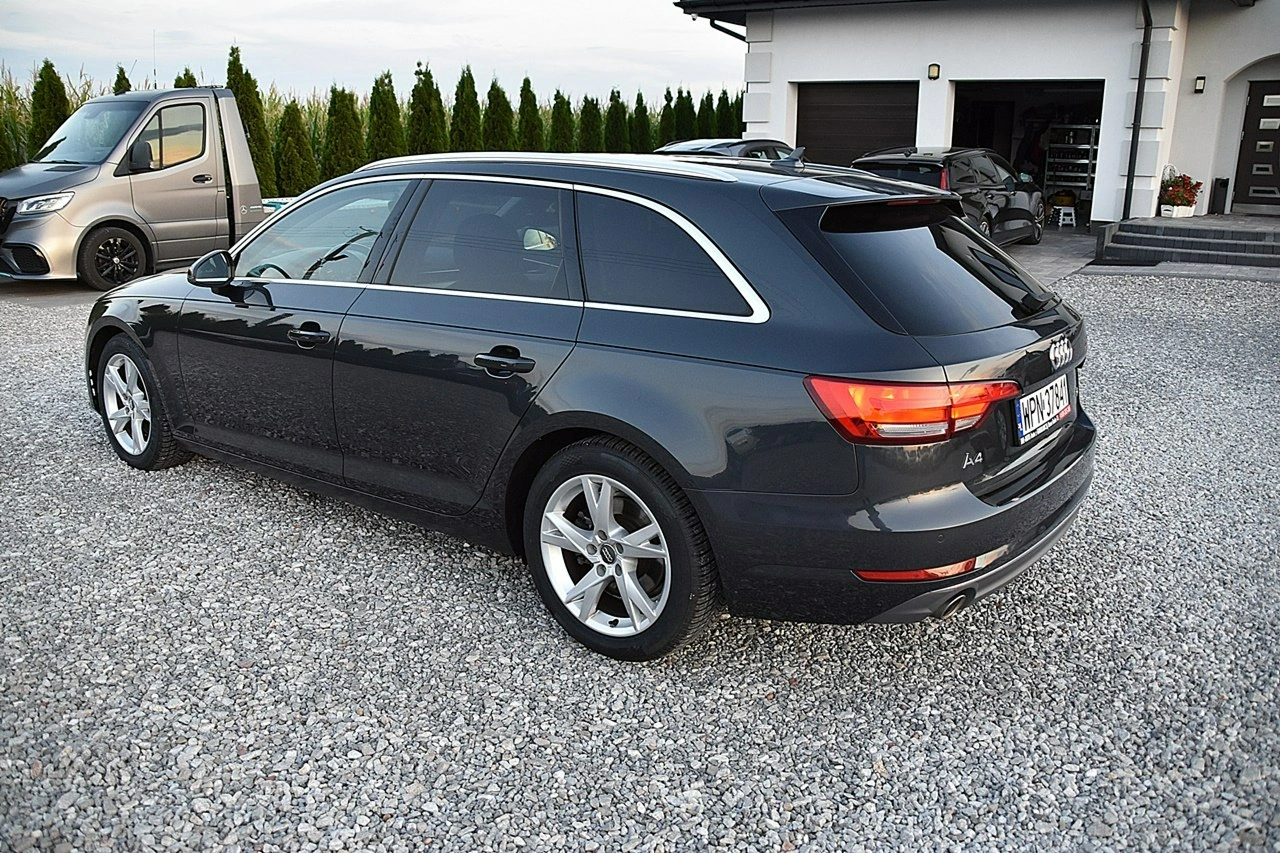 Audi A4 - Zdjęcie 25