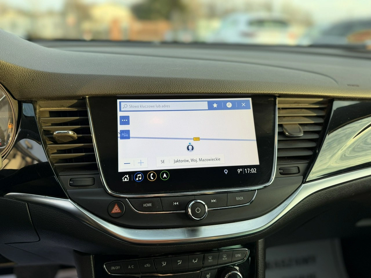 Opel Astra Sports Tourer - Zdjęcie 20