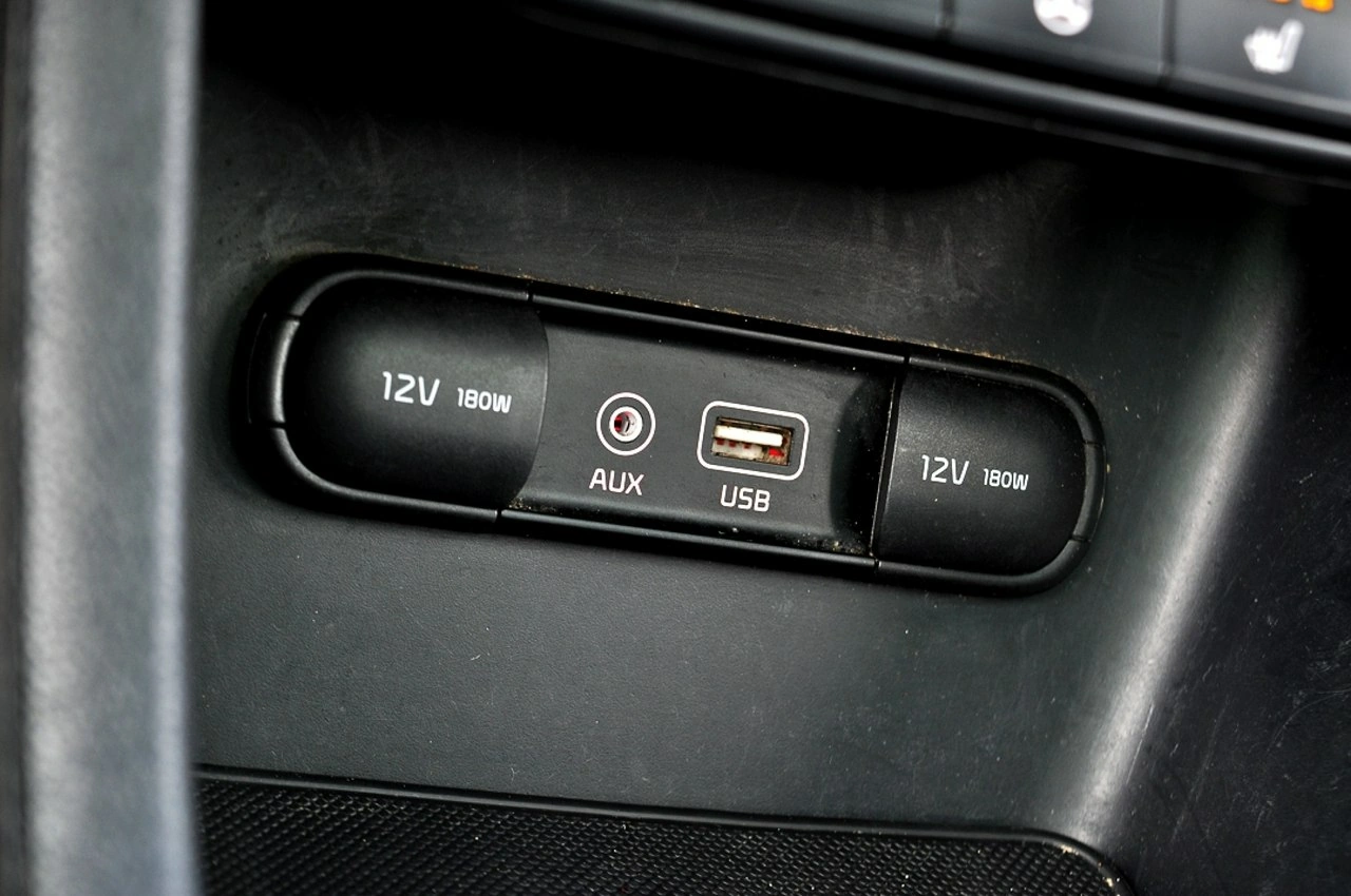 Kia Sportage - Zdjęcie 24