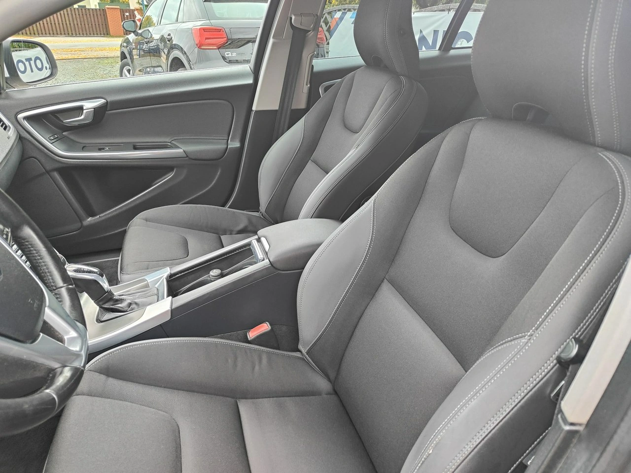 Volvo S60 - Zdjęcie 13