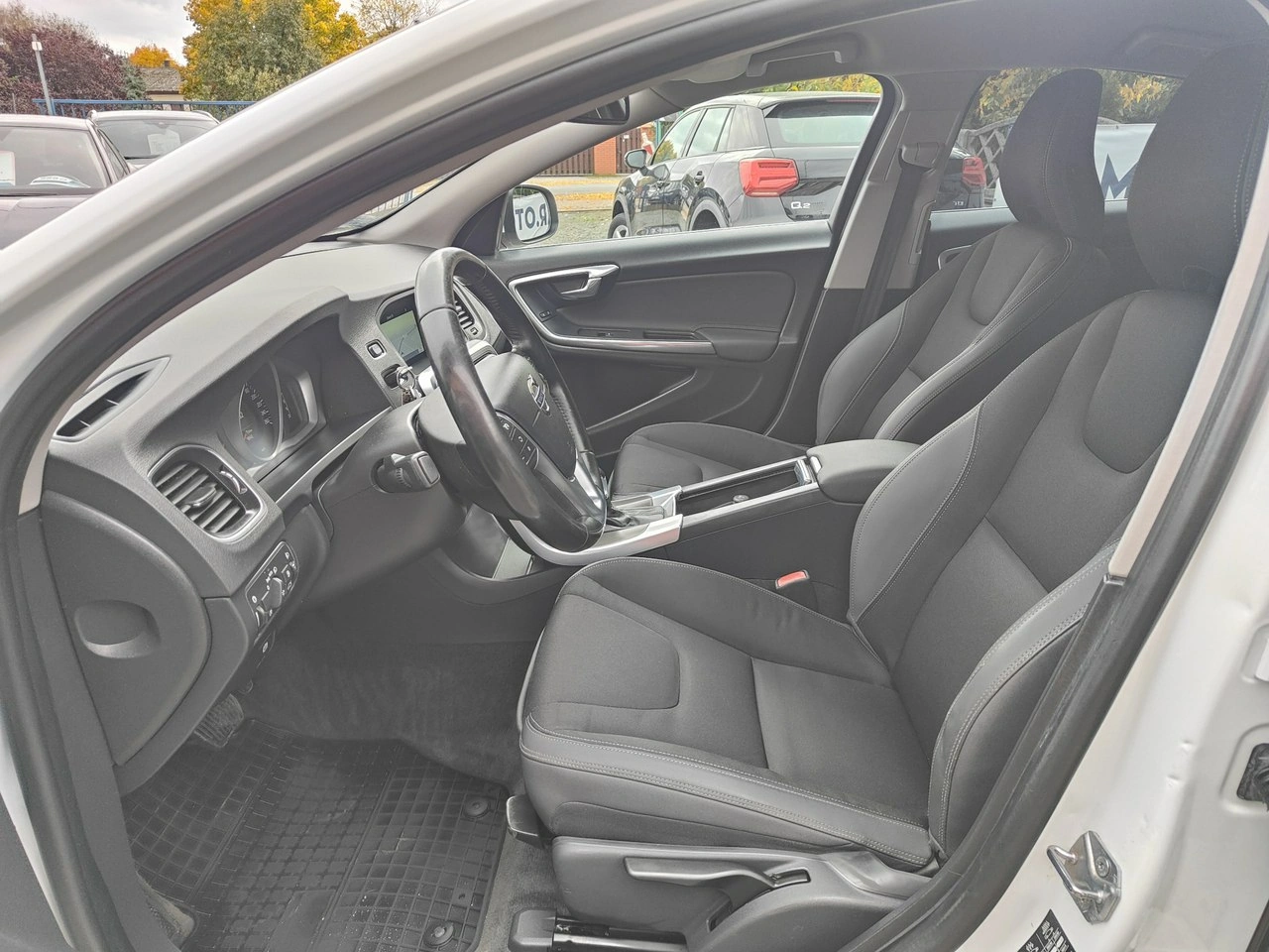 Volvo S60 - Zdjęcie 10