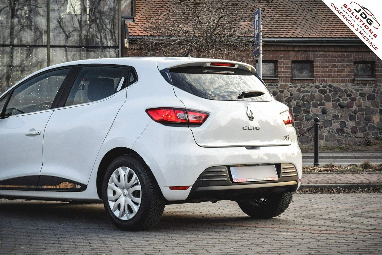 Renault Clio - Zdjęcie 10