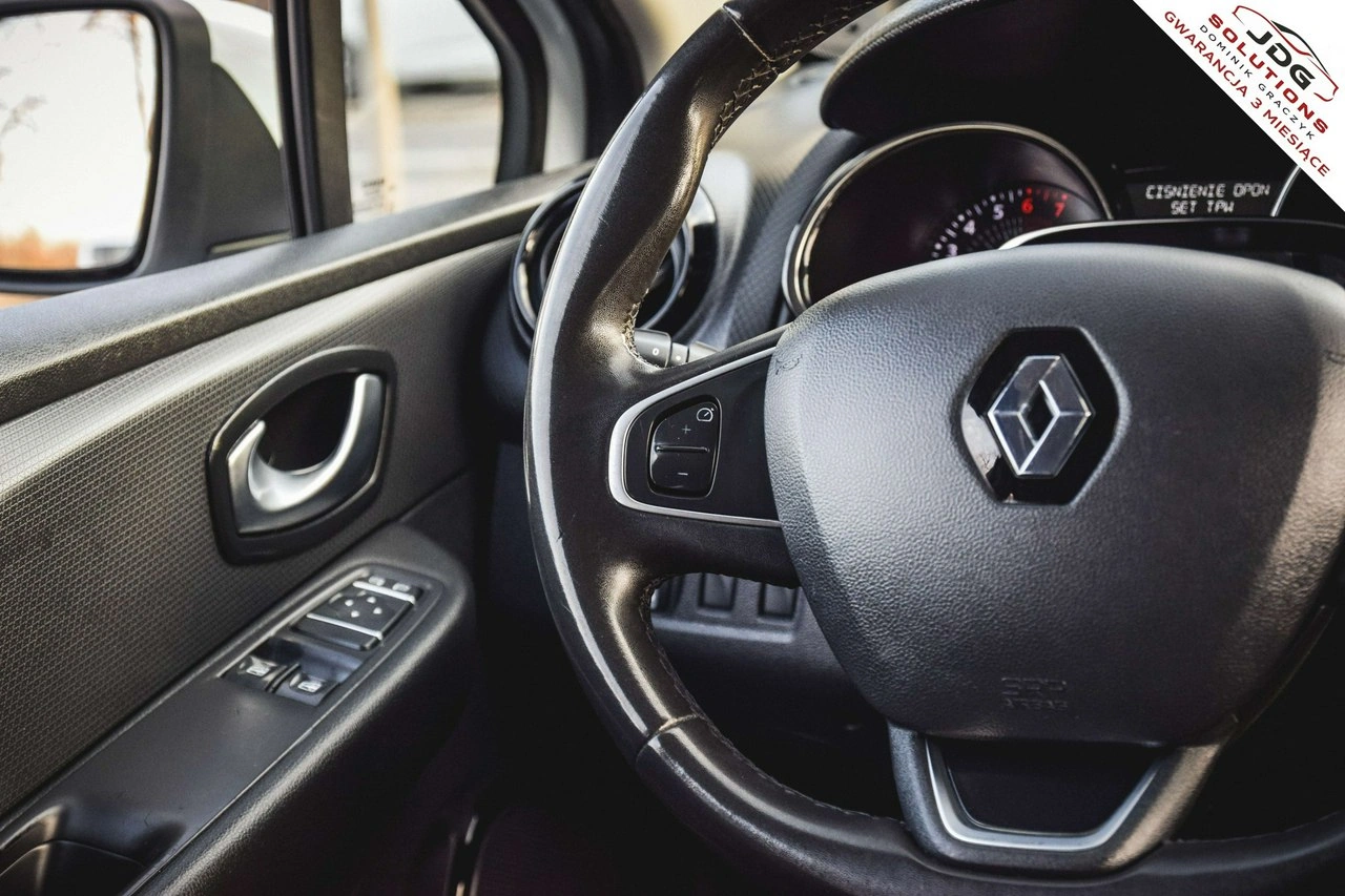 Renault Clio - Zdjęcie 21