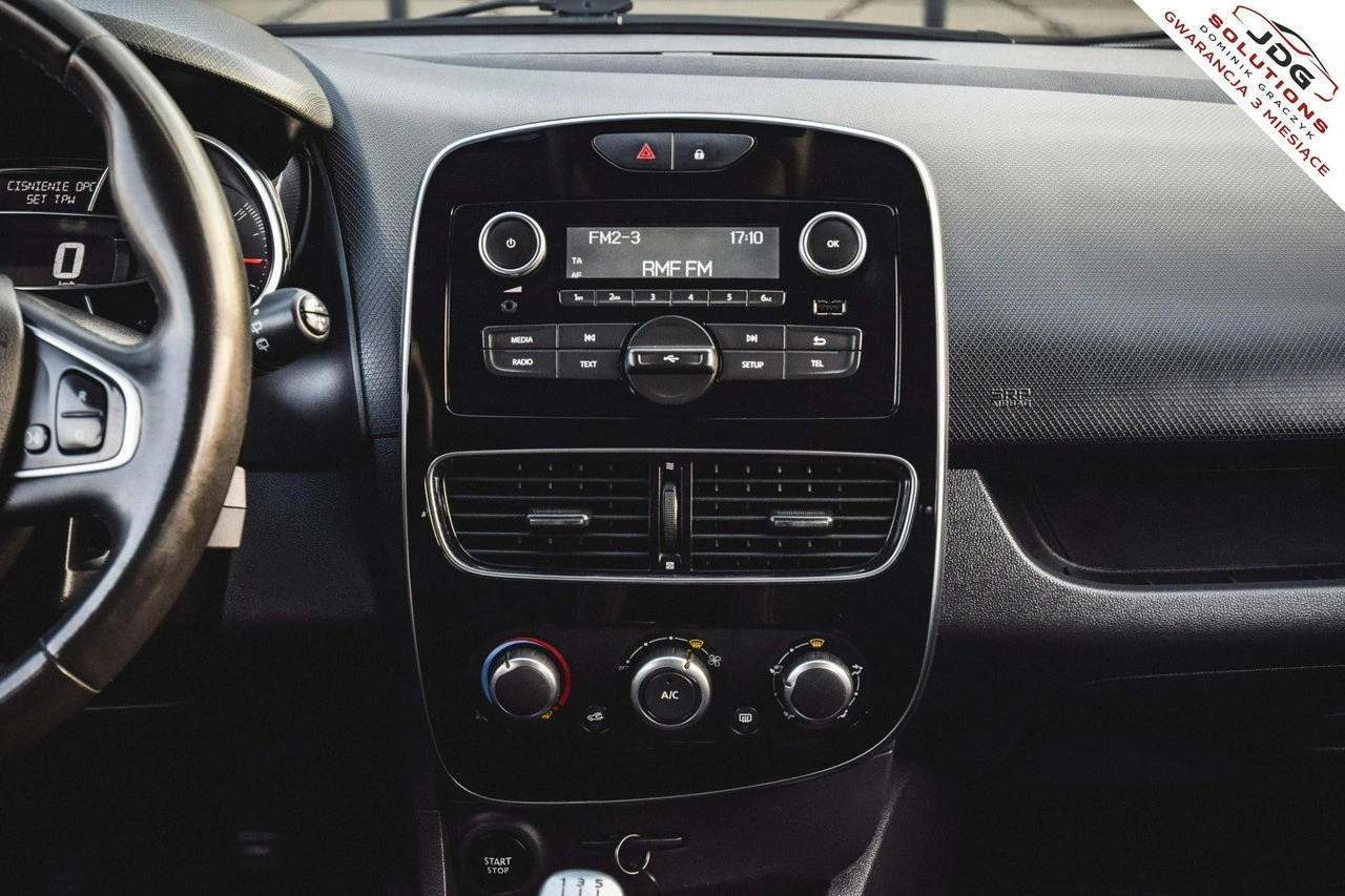 Renault Clio - Zdjęcie 23