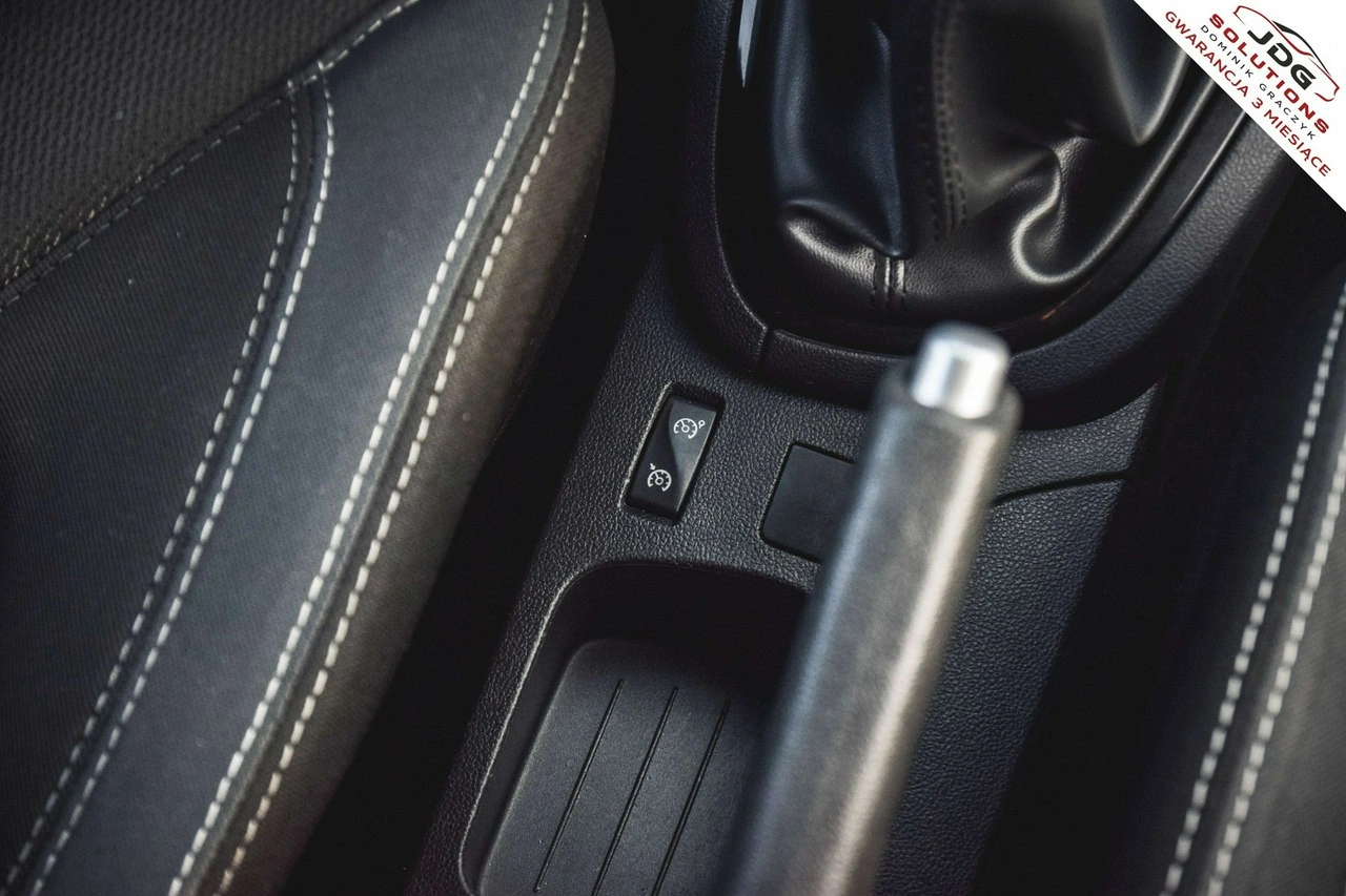 Renault Clio - Zdjęcie 24