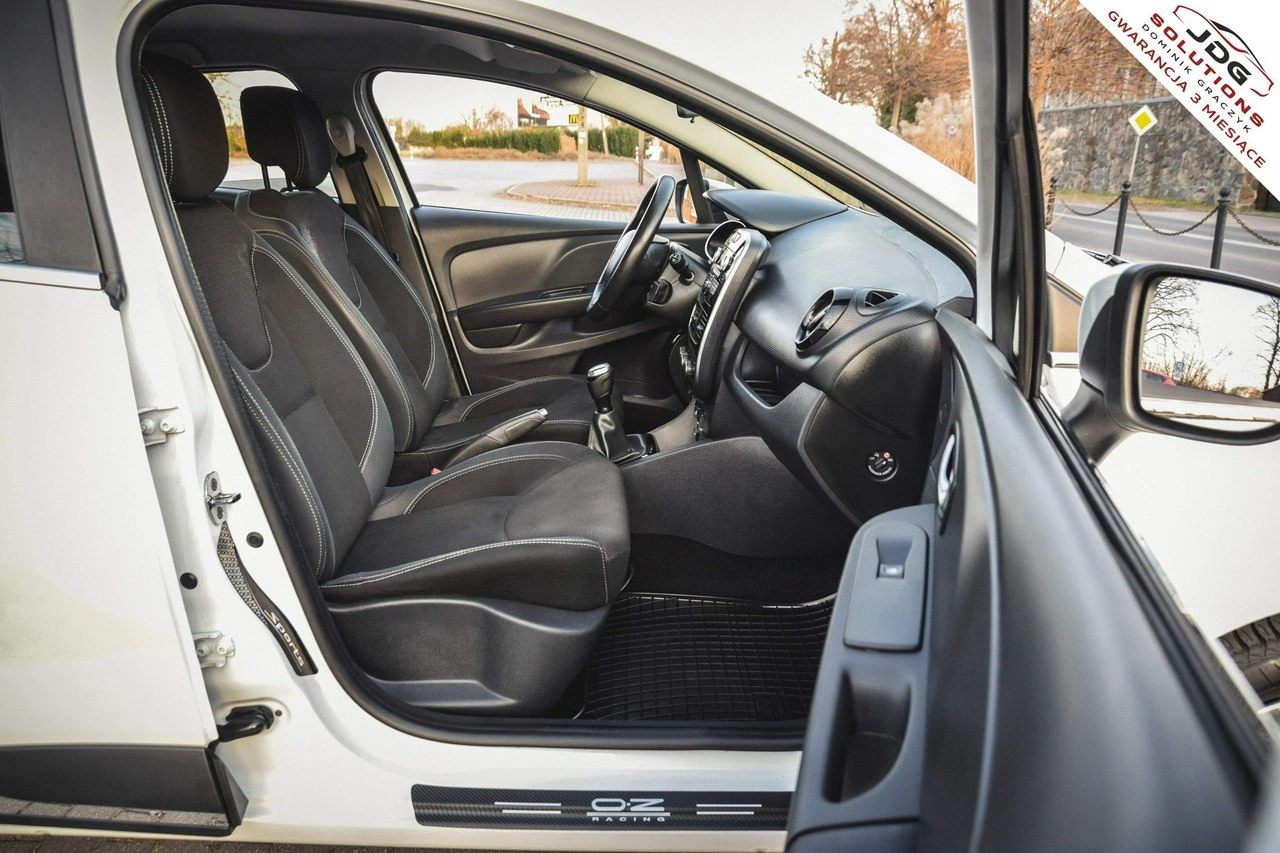 Renault Clio - Zdjęcie 28