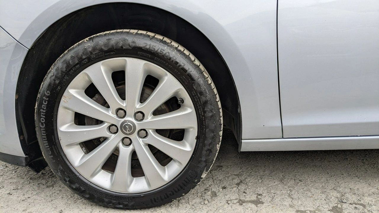 Opel Astra - Zdjęcie 39