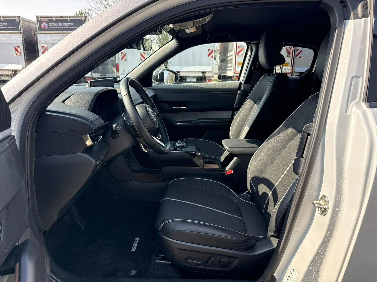 Mazda MX-30 - Zdjęcie 10