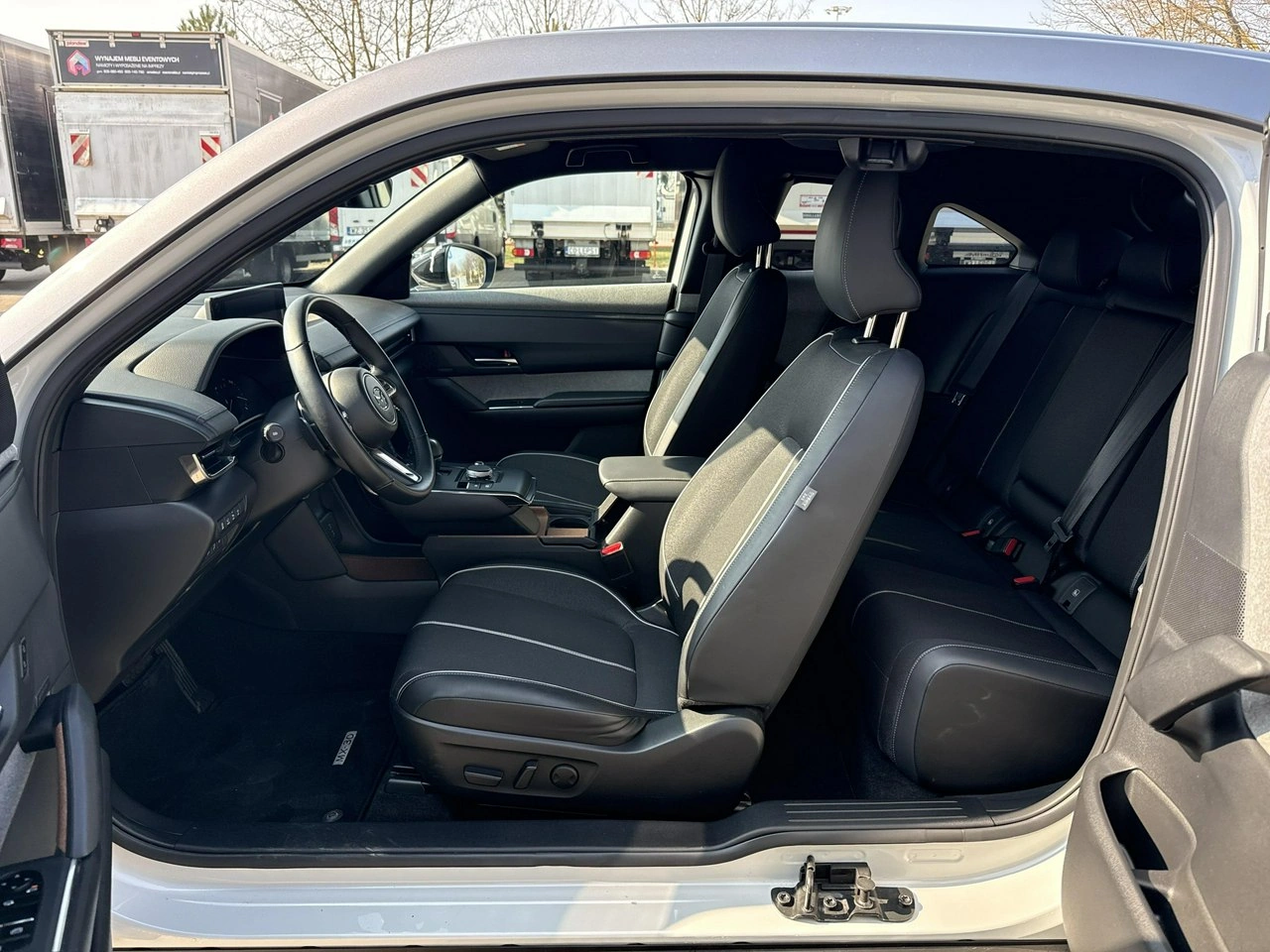 Mazda MX-30 - Zdjęcie 12