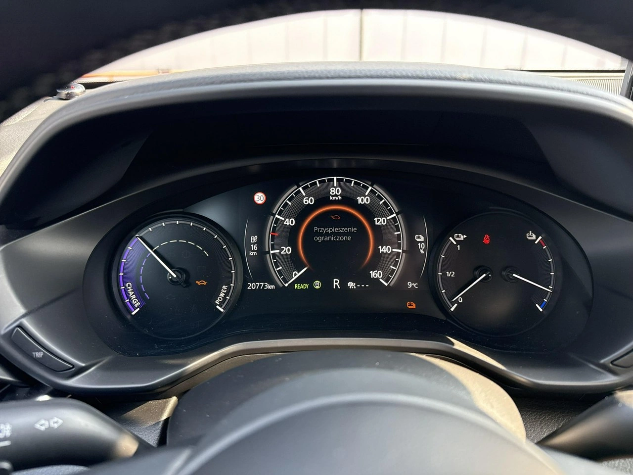 Mazda MX-30 - Zdjęcie 22