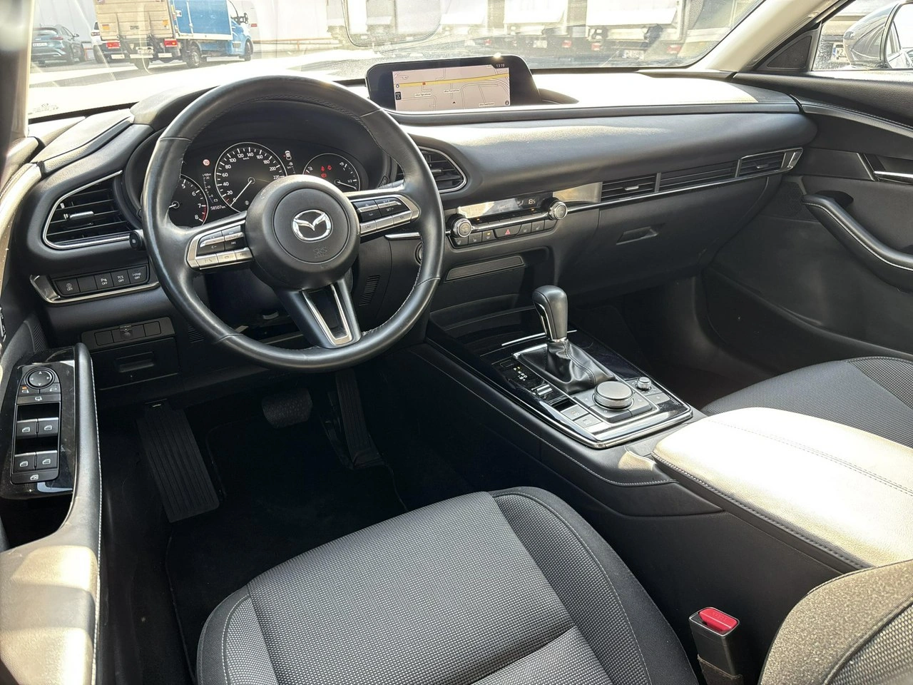 Mazda CX-30 - Zdjęcie 12