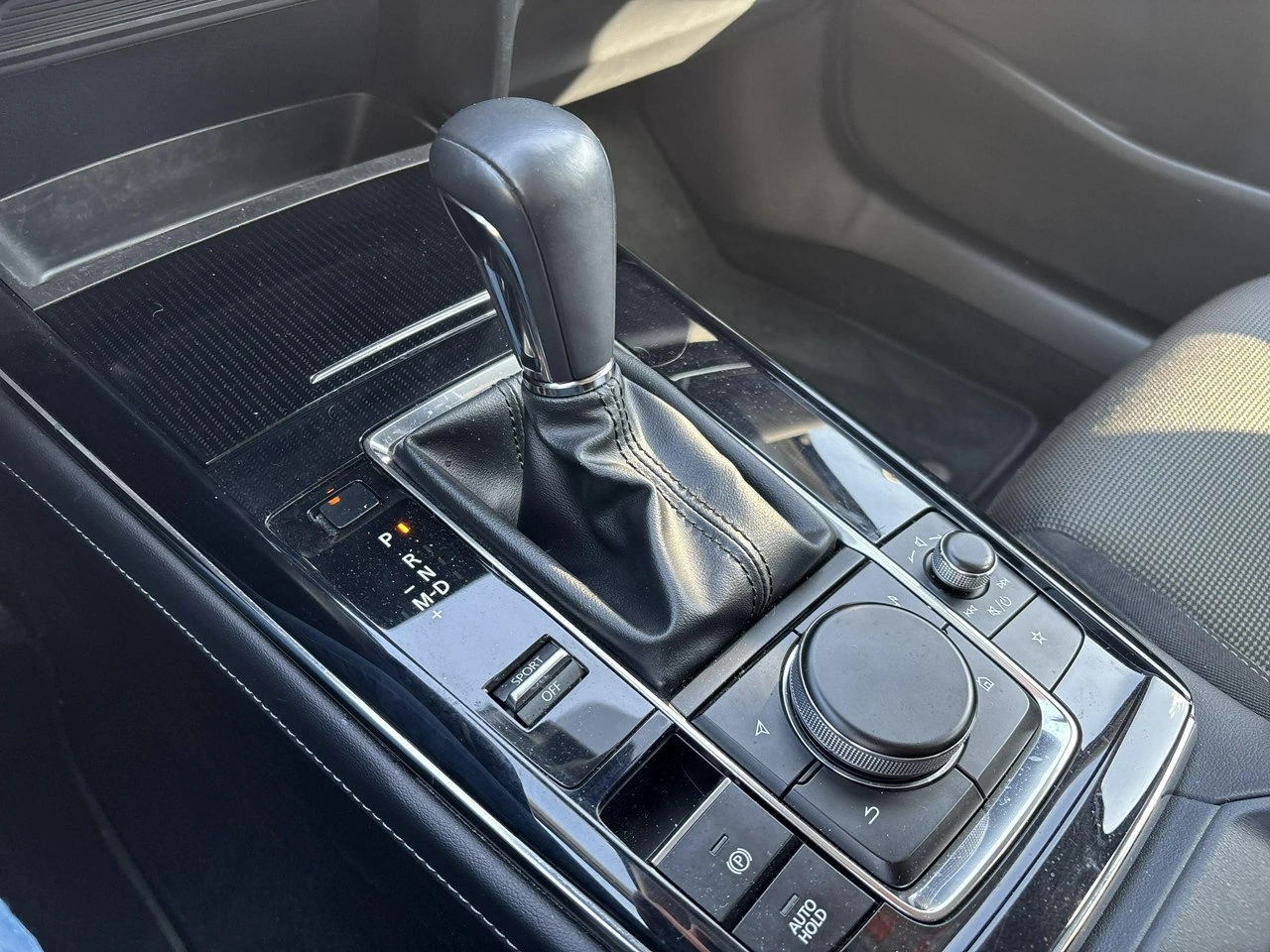 Mazda CX-30 - Zdjęcie 22